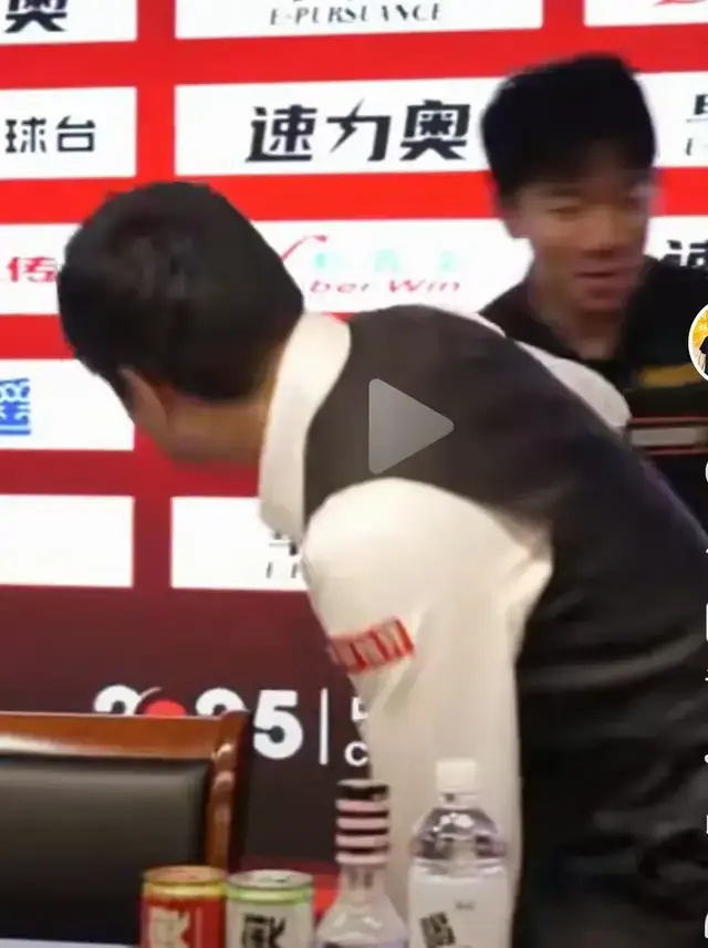 最新世界排, AA, 小兄弟